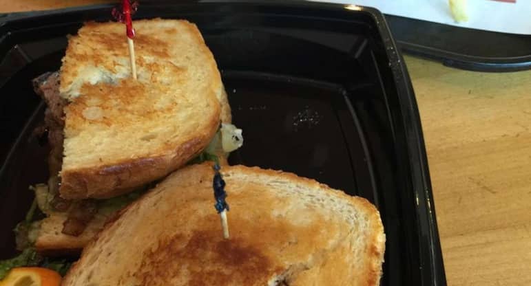 The Habit Burger Grill City Center Glendale क म न The Habit Burger Grill City Center Glendale क म न